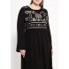 Платье EMBROIDERED TOP DRESS Lost Ink Curve артикул LO030EWNMH59 cо скидкой